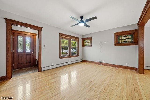 23 2Nd Ave, Hawthorne Boro, NJ 07506