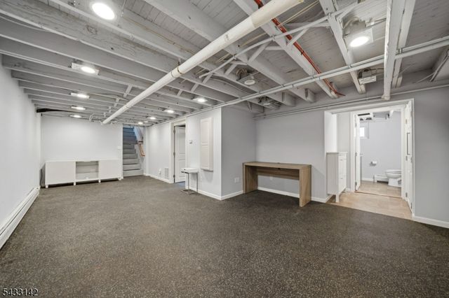23 2Nd Ave, Hawthorne Boro, NJ 07506