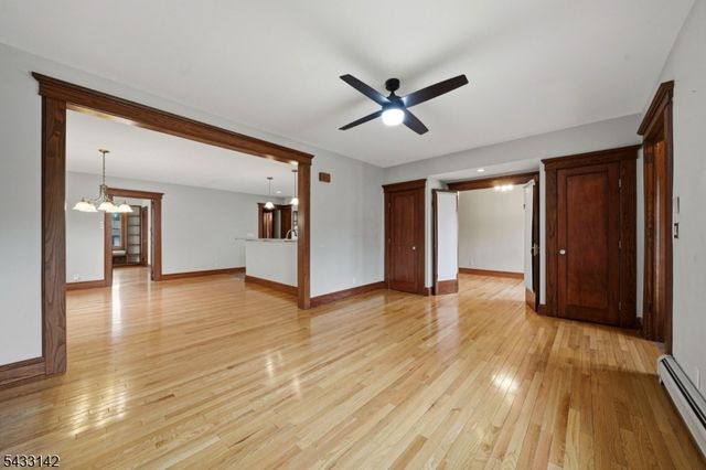 23 2Nd Ave, Hawthorne Boro, NJ 07506