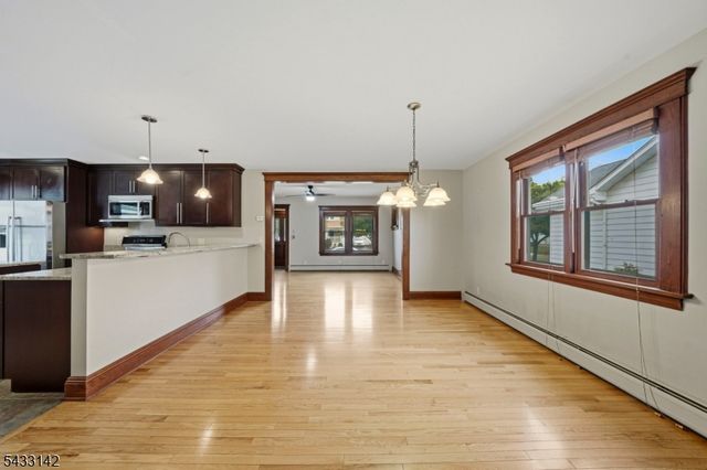 23 2Nd Ave, Hawthorne Boro, NJ 07506