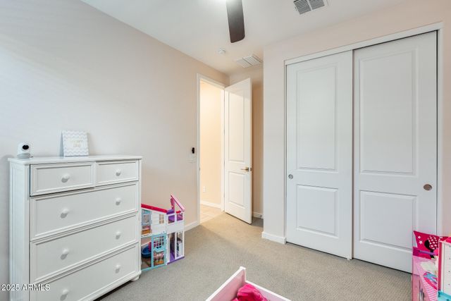 17381 W RUNNING DEER Trail, Surprise, AZ 85387