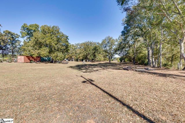 2721 Fork Shoals Road, Piedmont, SC 29673