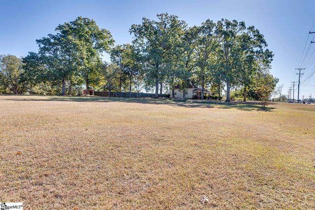 2721 Fork Shoals Road, Piedmont, SC 29673