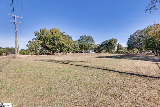 2721 Fork Shoals Road, Piedmont, SC 29673