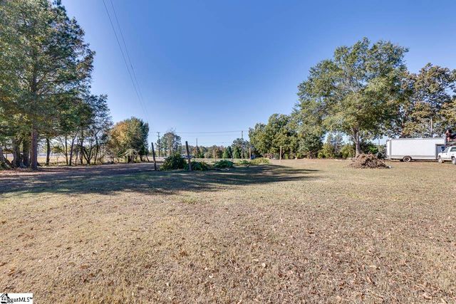 2721 Fork Shoals Road, Piedmont, SC 29673