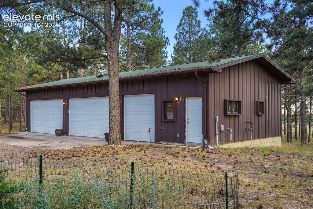 11660 Windmill Road, Colorado Springs, CO 80908 — photo 3