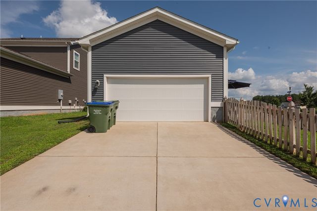 17854 Meriwether Lewis St, Ruther Glen, VA 22546