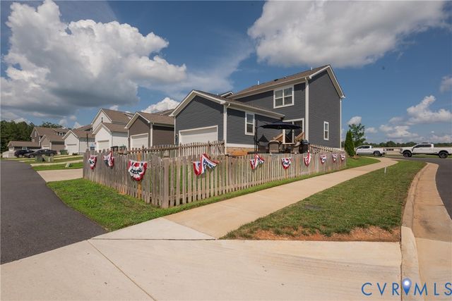 17854 Meriwether Lewis St, Ruther Glen, VA 22546