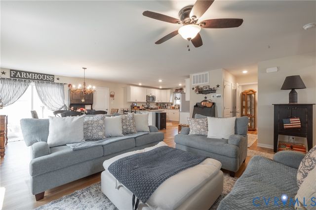 17854 Meriwether Lewis St, Ruther Glen, VA 22546