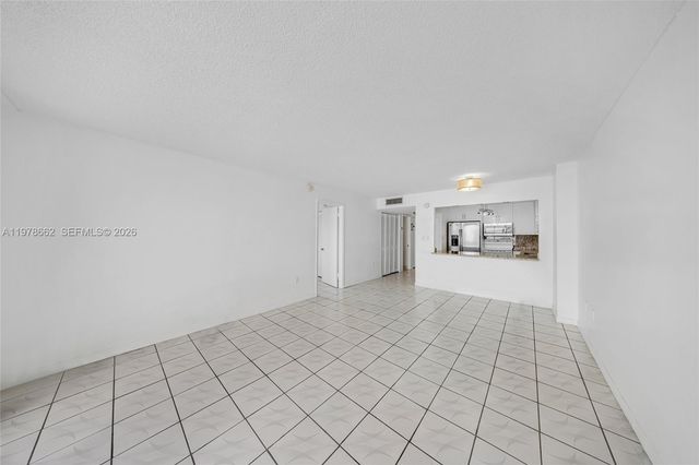 6900 Bay Dr 7E, Miami Beach, FL 33141