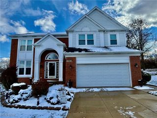 9795 Burton Drive, Twinsburg, OH 44087