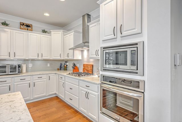 2651 Park W Boulevard, Mount Pleasant, SC 29466