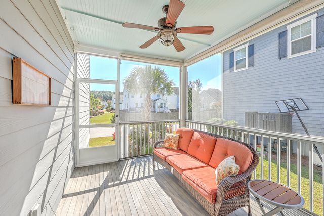 2651 Park W Boulevard, Mount Pleasant, SC 29466