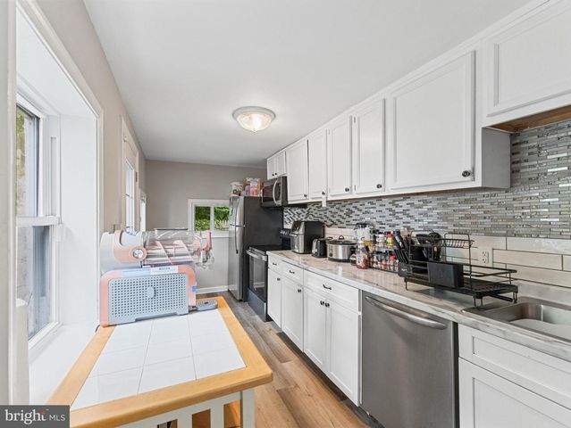 902 CLIFFORD BROWN WALK, Wilmington, DE 19801