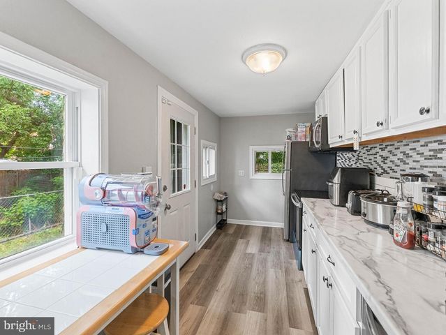 902 CLIFFORD BROWN WALK, Wilmington, DE 19801