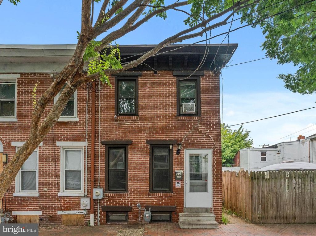 902 CLIFFORD BROWN WALK, Wilmington, DE 19801