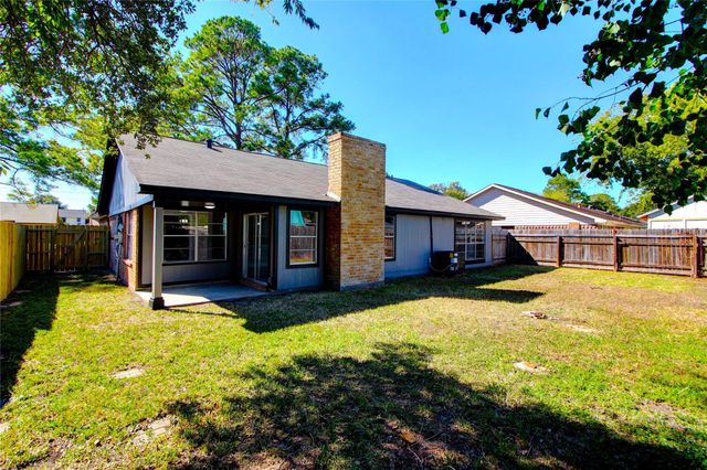 6830 Desert Rose Lane, Houston, TX 77086