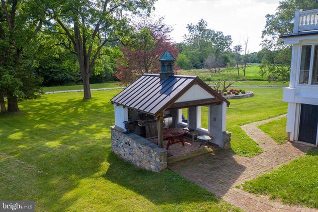 140 EVANS HILL RD, Reading, PA 19608