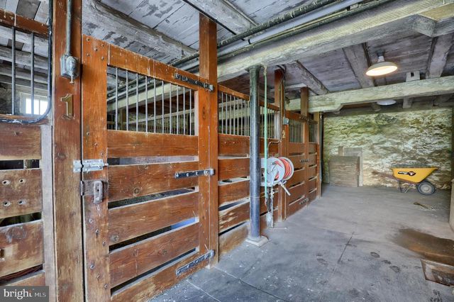 140 EVANS HILL RD, Reading, PA 19608