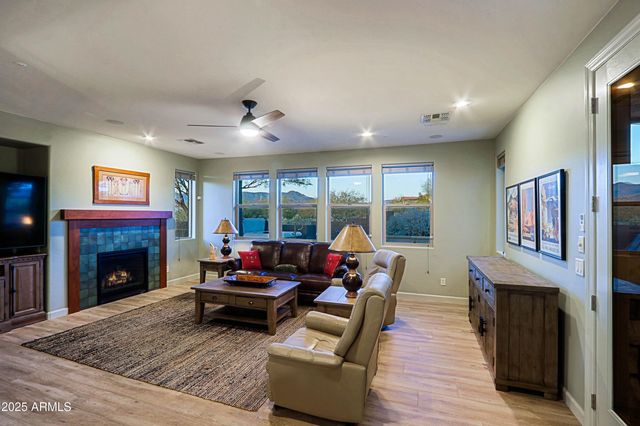 37135 N 97TH Way, Scottsdale, AZ 85262