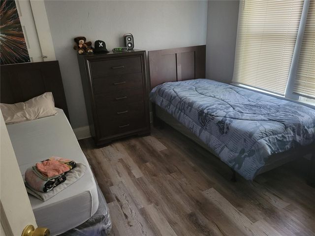 6804 N CENTRAL AVENUE, Tampa, FL 33604