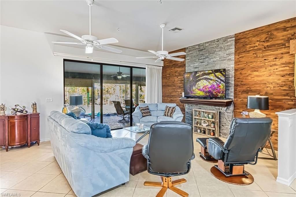 20612 Charing Cross CIR, ESTERO, FL 33928 — photo 5