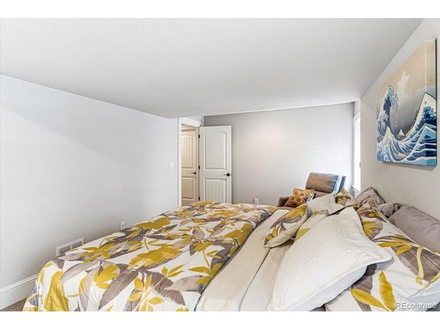 26512 E Calhoun Pl, Aurora, CO 80016