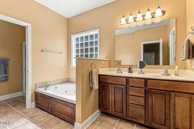 89 Cloverdale Drive, Pittsboro, NC 27312