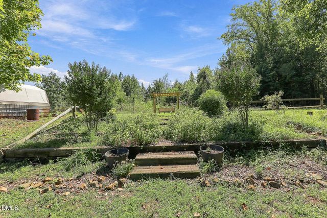 89 Cloverdale Drive, Pittsboro, NC 27312