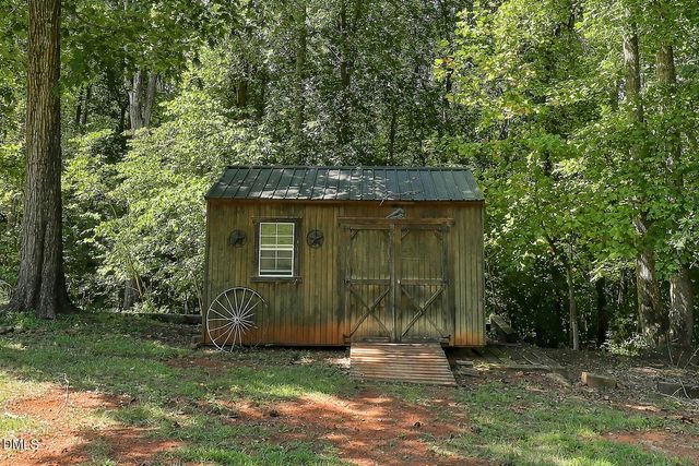 89 Cloverdale Drive, Pittsboro, NC 27312
