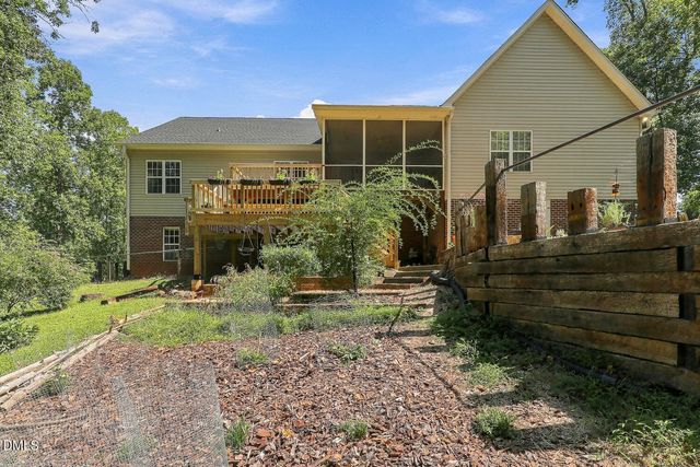 89 Cloverdale Drive, Pittsboro, NC 27312