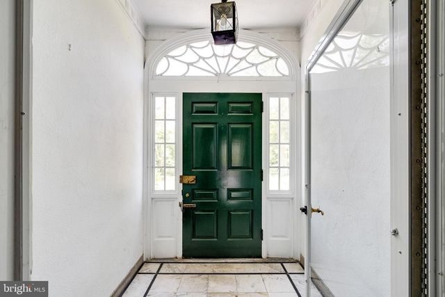 1118 INDIAN CREEK RD, Wynnewood, PA 19096