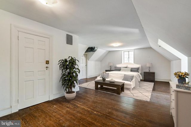 1118 INDIAN CREEK RD, Wynnewood, PA 19096