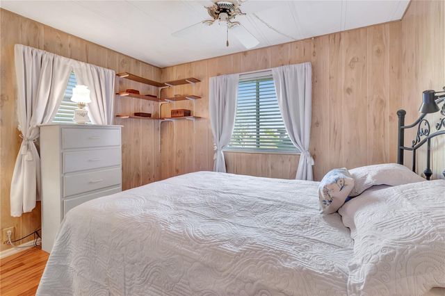 2236 EVERGREEN CIRCLE 1704, Zellwood, FL 32798