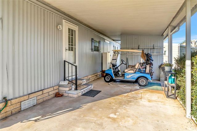 2236 EVERGREEN CIRCLE 1704, Zellwood, FL 32798