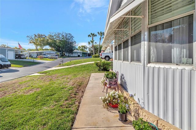 2236 EVERGREEN CIRCLE 1704, Zellwood, FL 32798