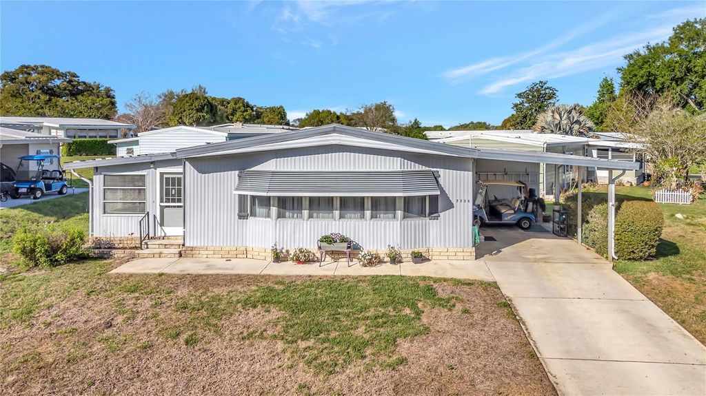 2236 EVERGREEN CIRCLE 1704, Zellwood, FL 32798