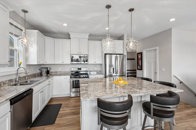 17858 Hamburg Avenue, Lakeville, MN 55044