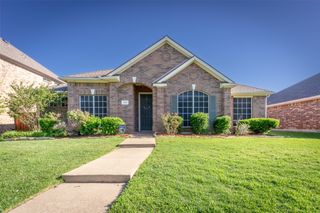 317 Rain Tree Drive, Sunnyvale, TX 75182