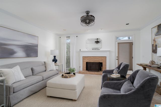 109 KINGSLEY CIRCLE, Alabaster, AL 35007