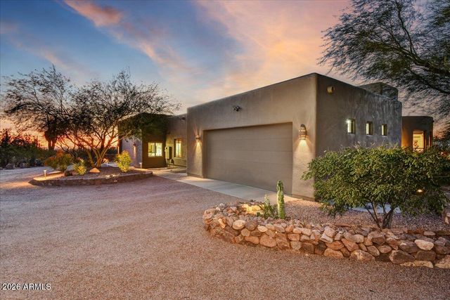 822 S BROADWAY Lane, Gold Canyon, AZ 85119
