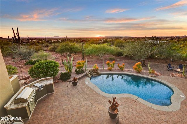 822 S BROADWAY Lane, Gold Canyon, AZ 85119