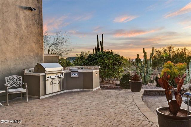 822 S BROADWAY Lane, Gold Canyon, AZ 85119