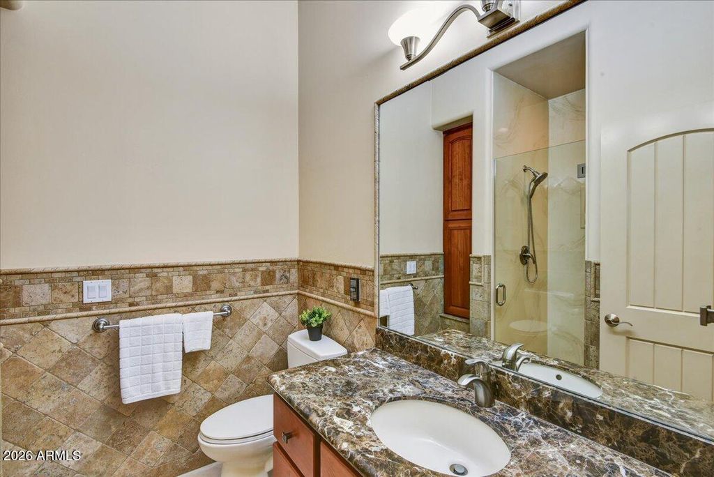 Image 20 of property listing at 822 S BROADWAY Lane, Gold Canyon, AZ 85119
