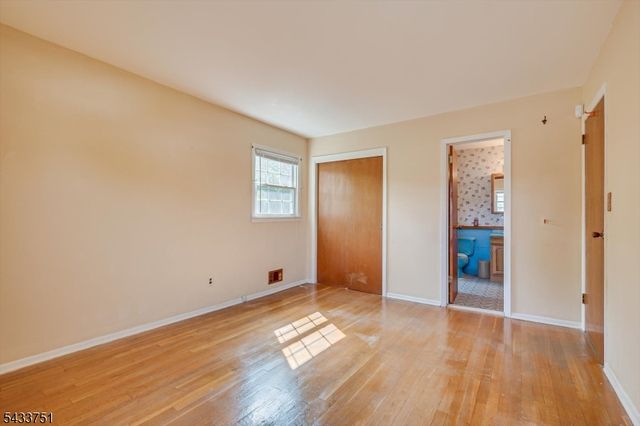 106 Winding Rd, Woodbridge Twp., NJ 08830