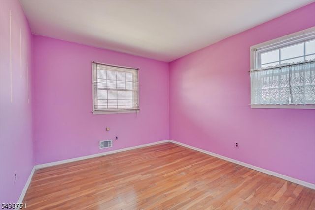 106 Winding Rd, Woodbridge Twp., NJ 08830