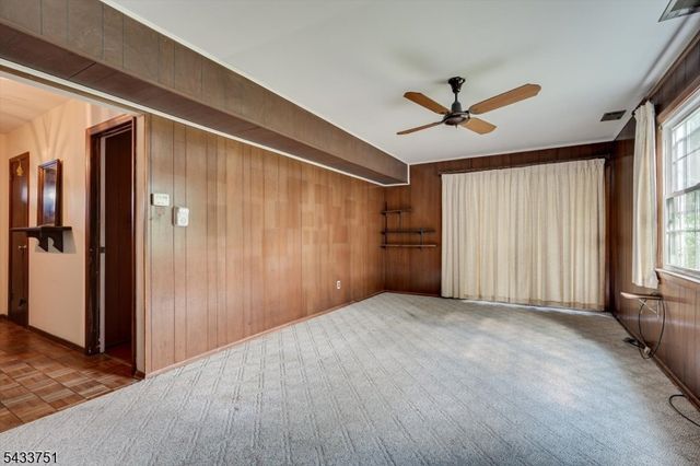 106 Winding Rd, Woodbridge Twp., NJ 08830