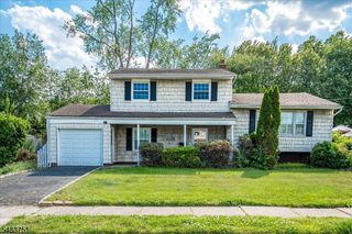 106 Winding Rd, Woodbridge Twp., NJ 08830
