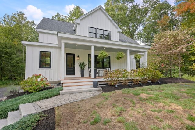 119 Acorn Street, Millis, MA 02054