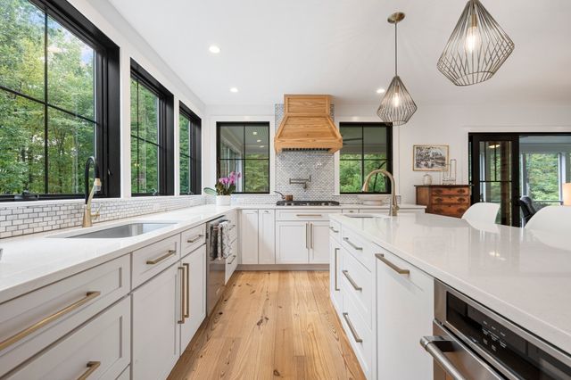 119 Acorn Street, Millis, MA 02054